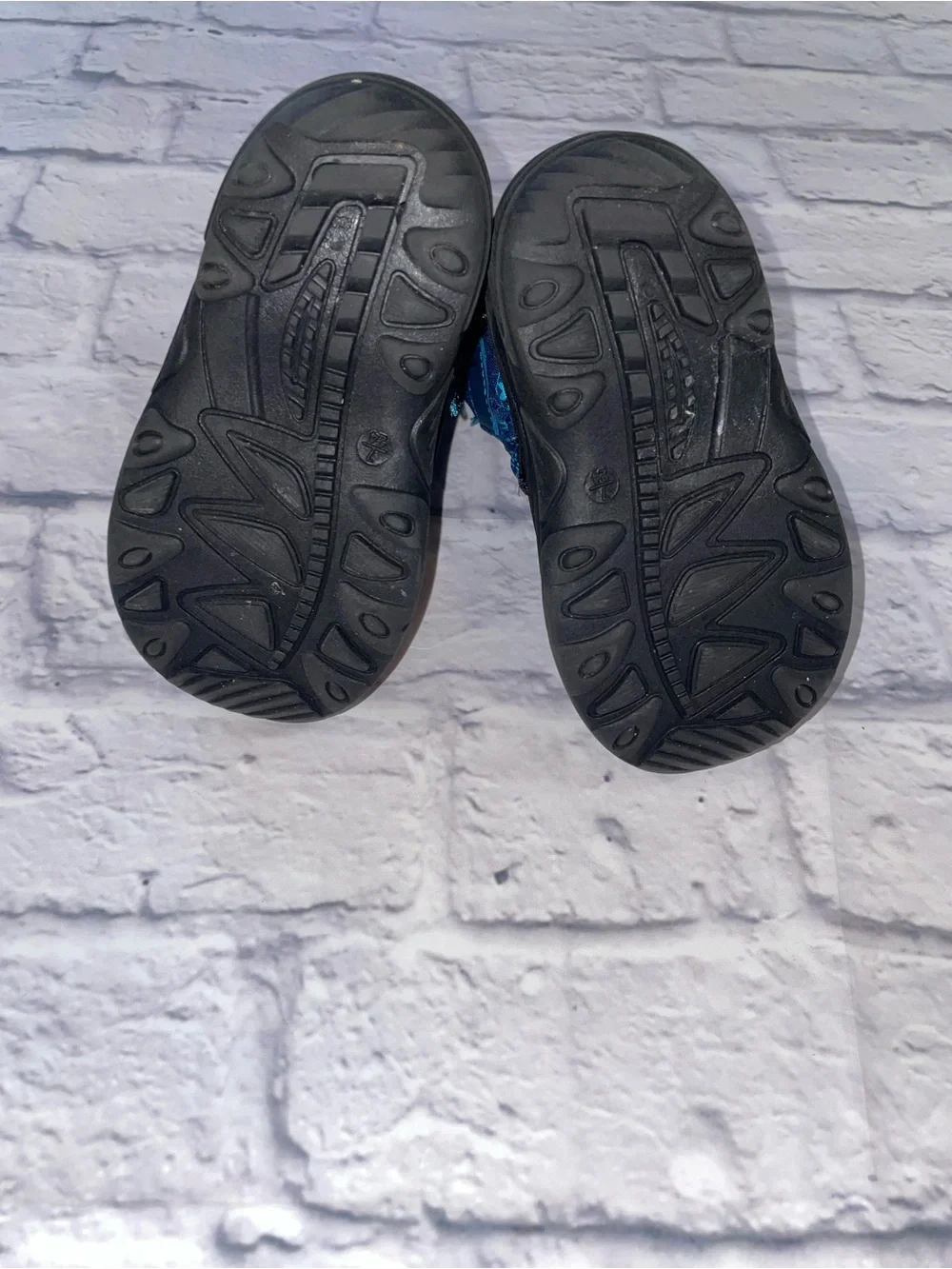 Kamik Snowbug 2. Size 7